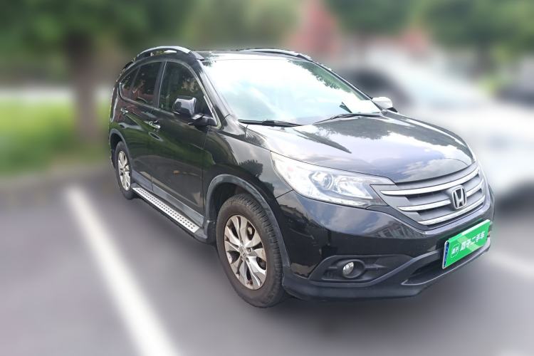 Used Honda CR-V 2013 2.4L two-wheel drive luxury version Front Right 45 Deg