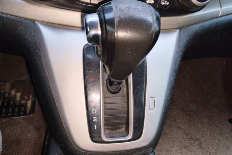 Used Honda CR-V 2013 2.4L two-wheel drive luxury version Gear Lever