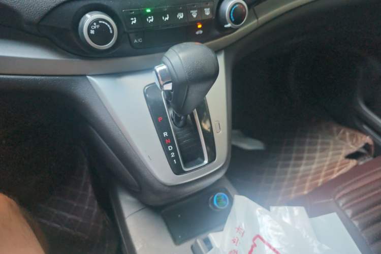 Used Honda CR-V 2013 2.0L 2WD Classic Edition Gear Lever