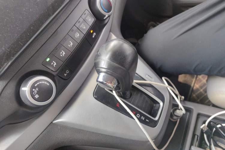 Used Honda CR-V 2013 2.0L 2WD Classic Edition Gear Lever