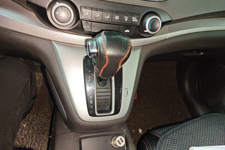 Used Honda CR-V 2013 2.0L 2WD Classic Edition Gear Lever