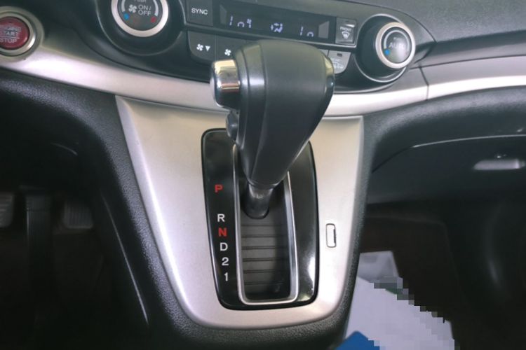 Used Honda CR-V 2013 2.4L four-wheel drive luxury version Gear Lever