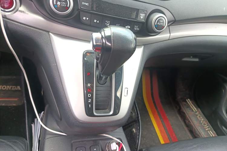 Used Honda CR-V 2013 2.4L two-wheel drive luxury version Gear Lever