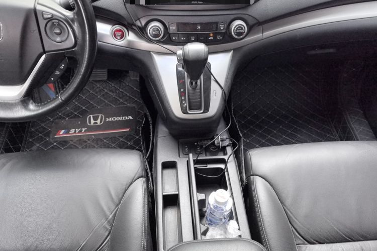 Used Honda CR-V 2013 2.4L four-wheel drive luxury version Gear Lever