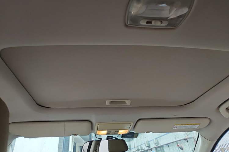 Used Honda CR-V 2013 2.0L 2WD Classic Edition Headliner