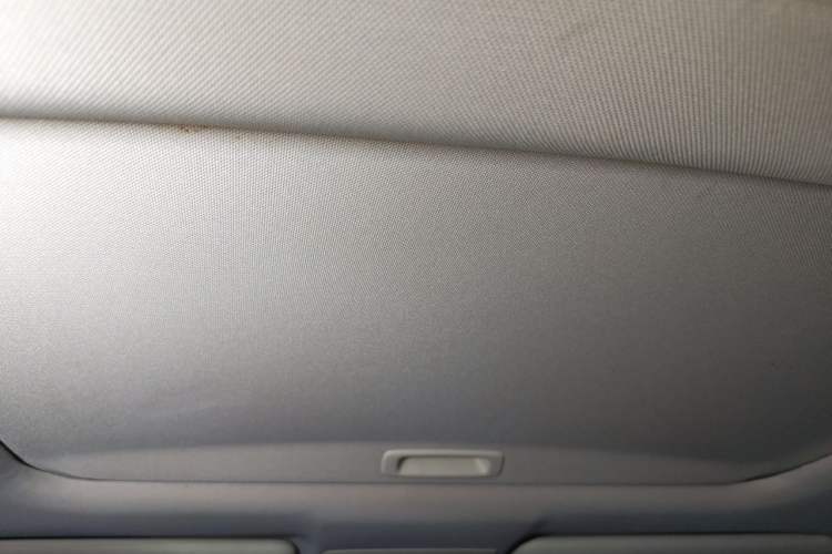 Used Honda CR-V 2013 2.4L two-wheel drive luxury version Headliner