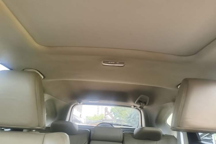 Used Honda CR-V 2013 2.4L two-wheel drive luxury version Headliner