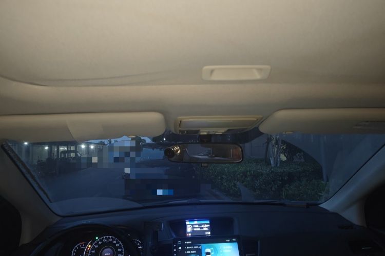 Used Honda CR-V 2013 2.4L four-wheel drive luxury version Headliner