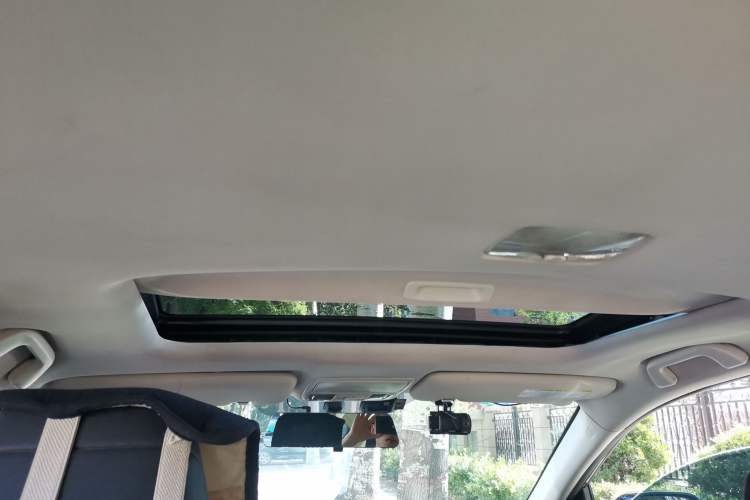 Used Honda CR-V 2013 2.4L four-wheel drive luxury version Headliner