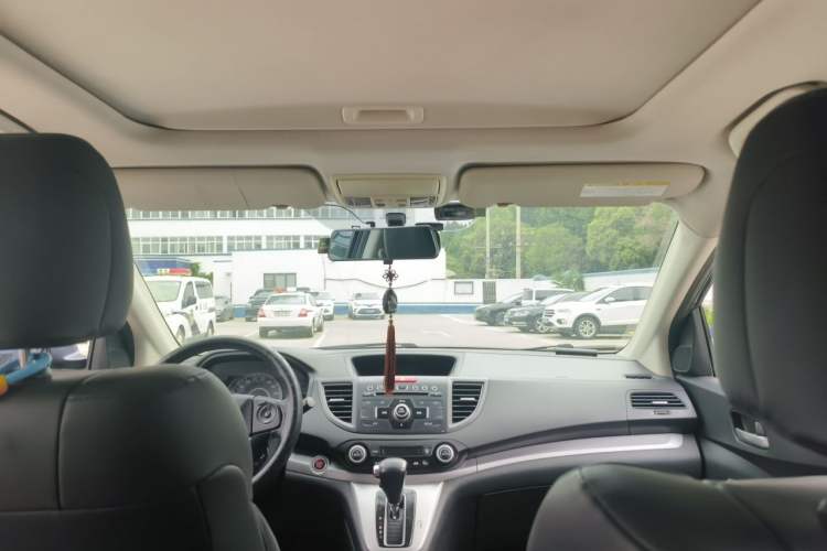 Used Honda CR-V 2013 2.4L four-wheel drive luxury version Headliner