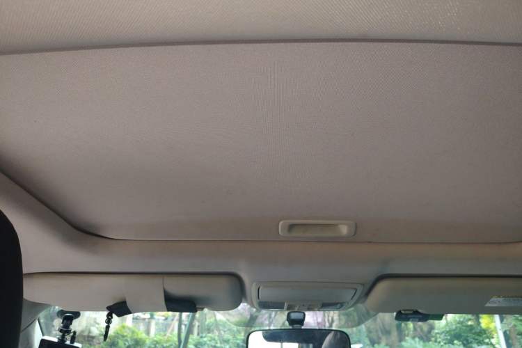 Used Honda CR-V 2013 2.4L two-wheel drive luxury version Headliner