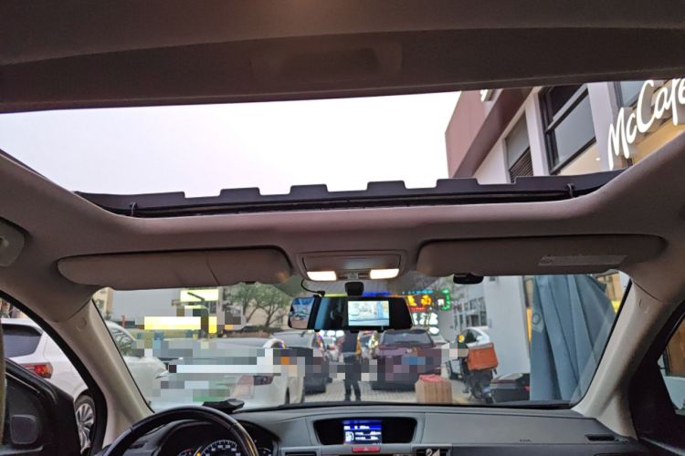 Used Honda CR-V 2013 2.4L two-wheel drive luxury version Headliner