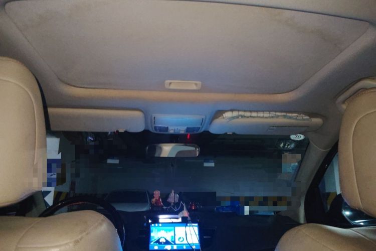 Used Honda CR-V 2013 2.4L four-wheel drive luxury version Headliner