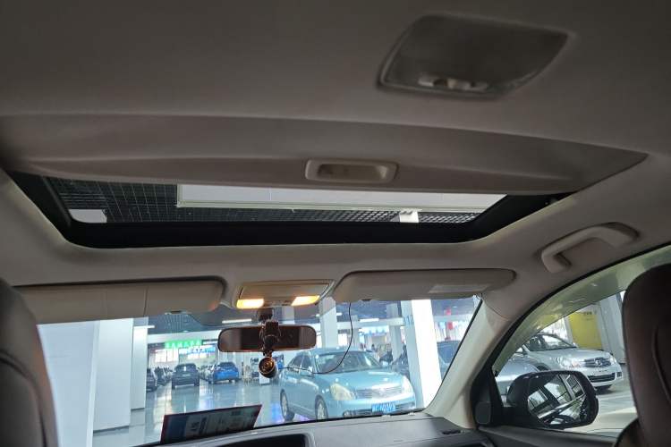 Used Honda CR-V 2013 2.0L 2WD Classic Edition Headliner