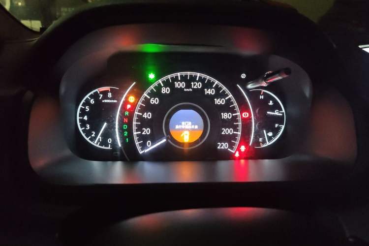 Used Honda CR-V 2013 2.4L four-wheel drive luxury version Instrument Cluster