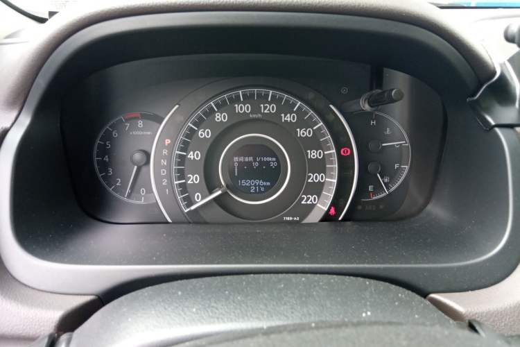 Used Honda CR-V 2013 2.4L four-wheel drive luxury version Instrument Cluster