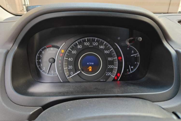 Used Honda CR-V 2013 2.4L four-wheel drive luxury version Instrument Cluster