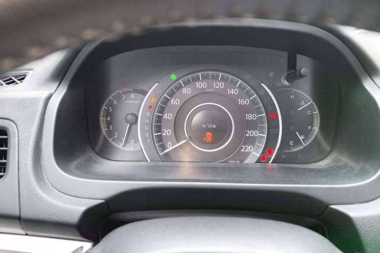 Used Honda CR-V 2013 2.4L four-wheel drive luxury version Instrument Cluster