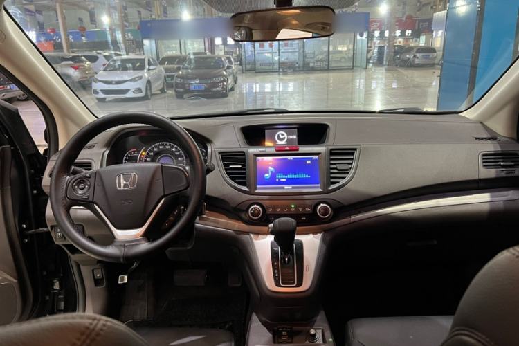 Used Honda CR-V 2013 2.0L 2WD Classic Edition Interior 1