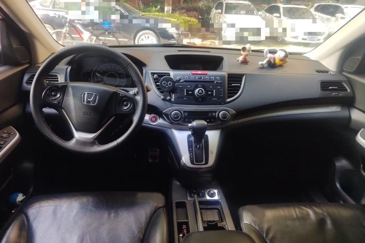 Used Honda CR-V 2013 2.4L four-wheel drive luxury version Interior 2