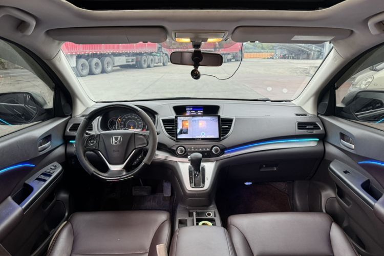 Used Honda CR-V 2013 2.0L 2WD Classic Edition Interior 2