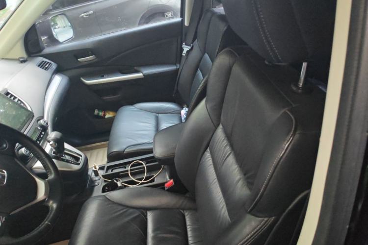 Used Honda CR-V 2013 2.4L four-wheel drive luxury version Left Front Seat