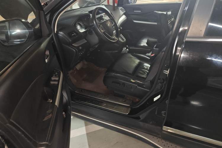Used Honda CR-V 2013 2.4L four-wheel drive luxury version Left Front Seat
