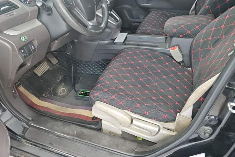 Used Honda CR-V 2013 2.0L 2WD Classic Edition Left Front Seat
