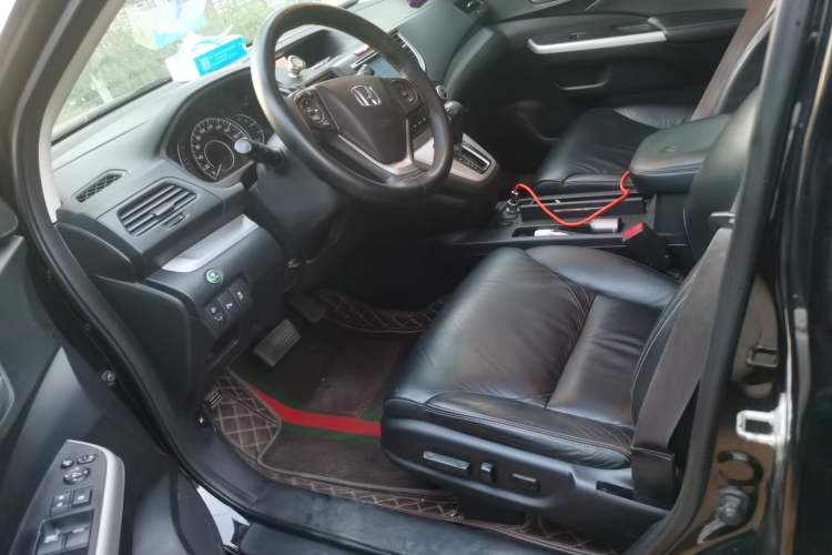 Used Honda CR-V 2013 2.4L four-wheel drive luxury version Left Front Seat