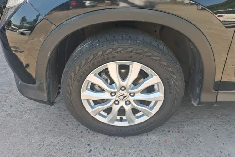 Used Honda CR-V 2013 2.0L 2WD Classic Edition Left Front Wheel Hub