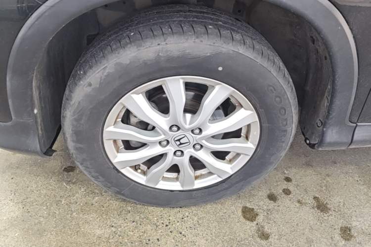 Used Honda CR-V 2013 2.0L 2WD Classic Edition Left Front Wheel Hub