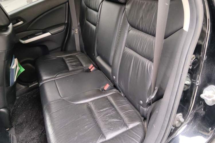 Used Honda CR-V 2013 2.4L two-wheel drive luxury version Left Rear Seat