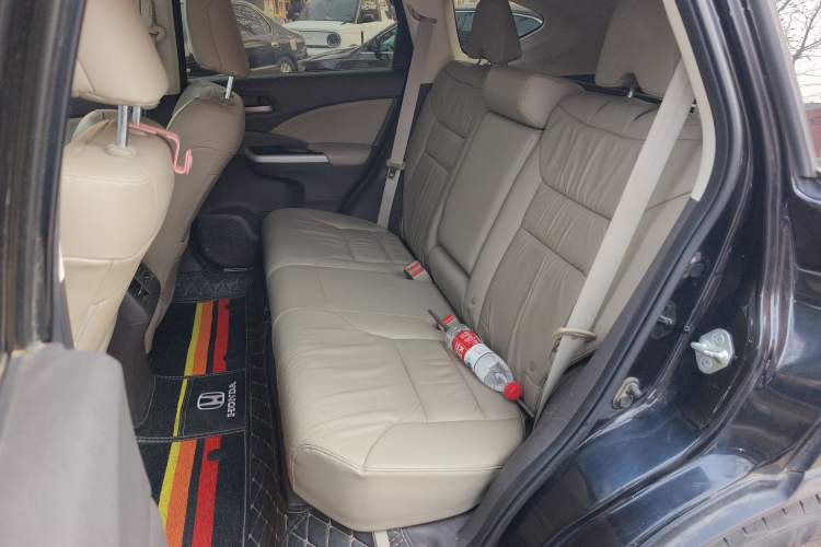 Used Honda CR-V 2013 2.4L four-wheel drive luxury version Left Rear Seat