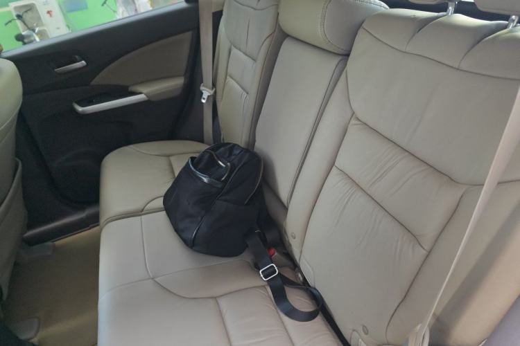Used Honda CR-V 2013 2.4L four-wheel drive luxury version Left Rear Seat