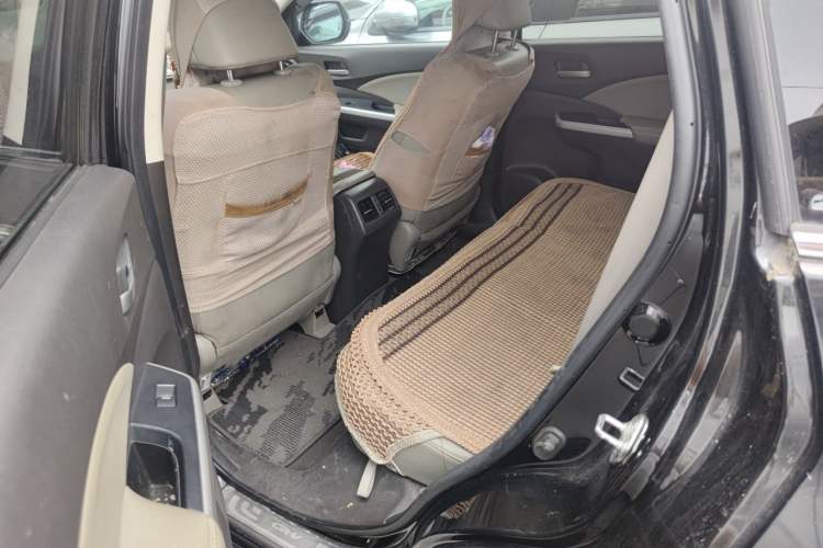 Used Honda CR-V 2013 2.4L two-wheel drive luxury version Left Rear Seat