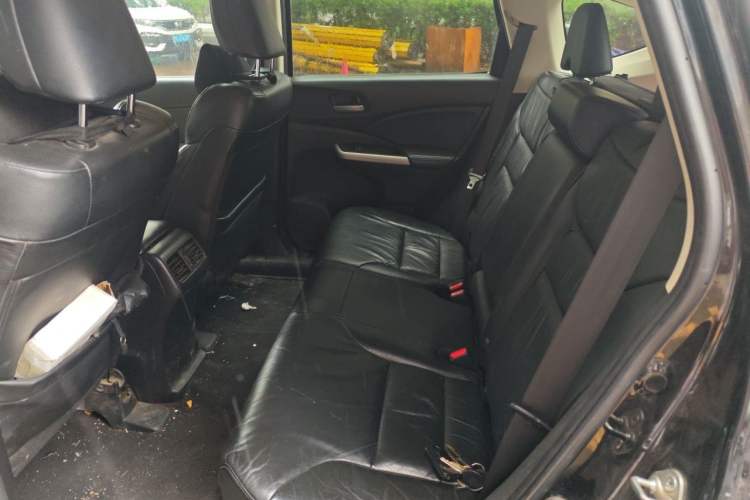 Used Honda CR-V 2013 2.4L two-wheel drive luxury version Left Rear Seat