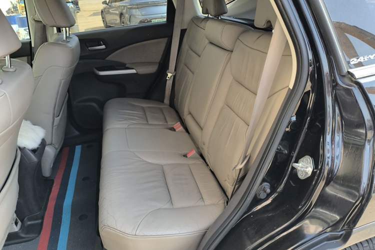 Used Honda CR-V 2013 2.4L four-wheel drive luxury version Left Rear Seat