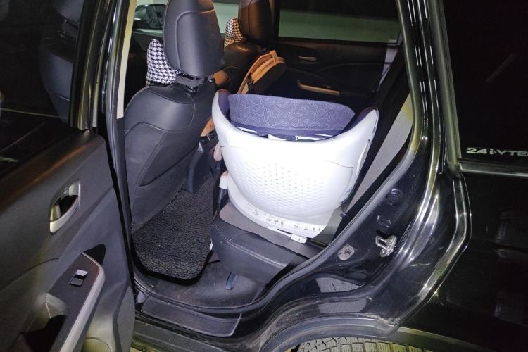 Used Honda CR-V 2013 2.4L two-wheel drive luxury version Left Rear Seat