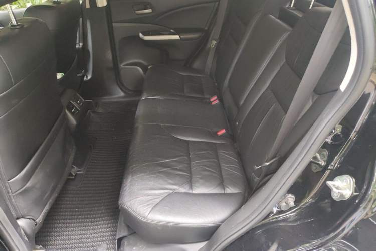Used Honda CR-V 2013 2.4L four-wheel drive luxury version Left Rear Seat