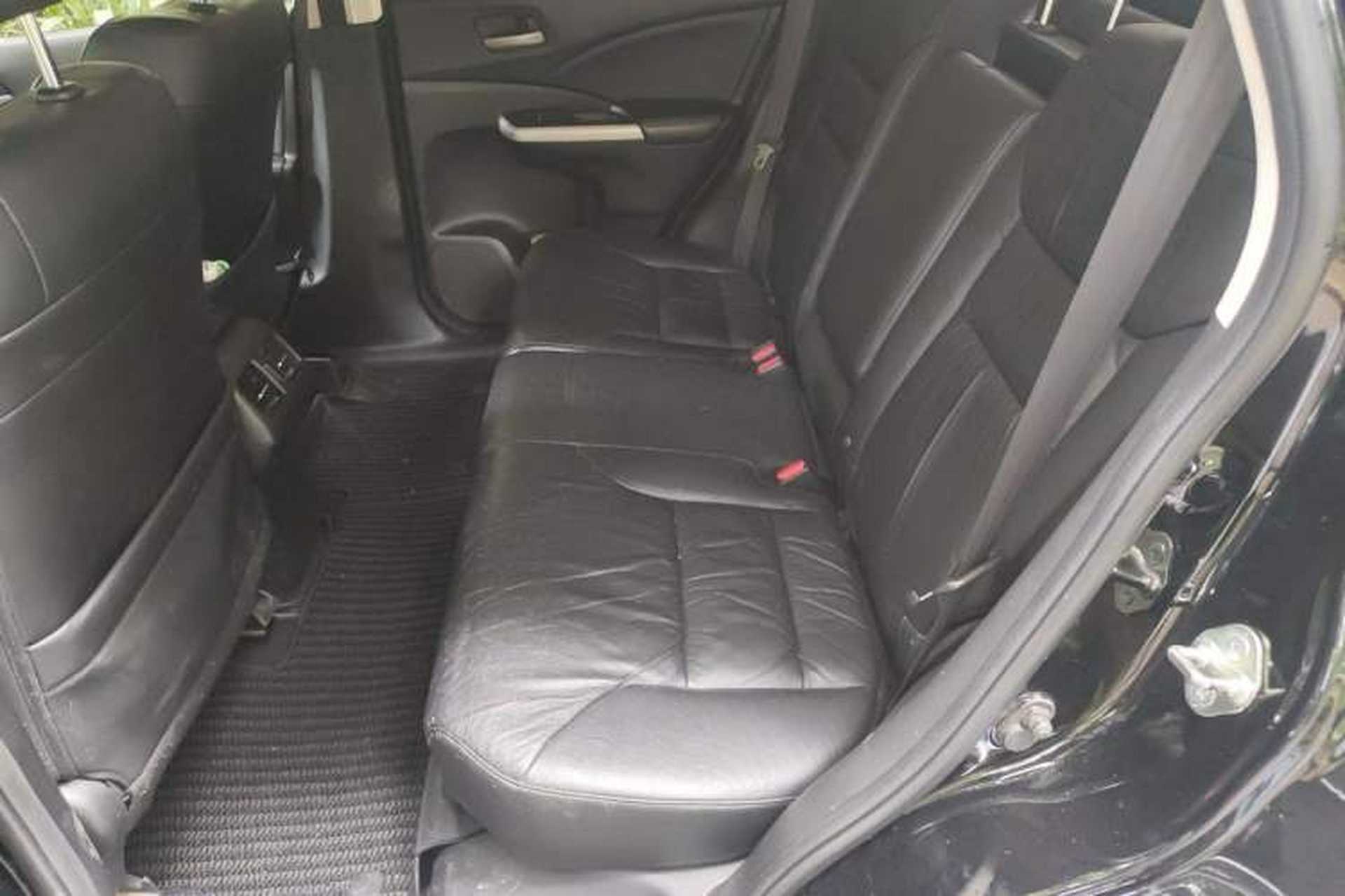 Used Honda CR-V 2013 2.4L four-wheel drive luxury version Left Rear Seat