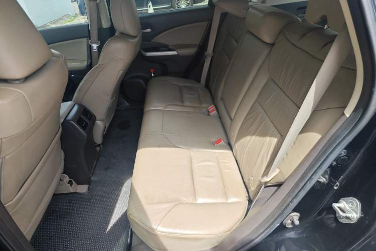 Used Honda CR-V 2013 2.4L four-wheel drive luxury version Left Rear Seat