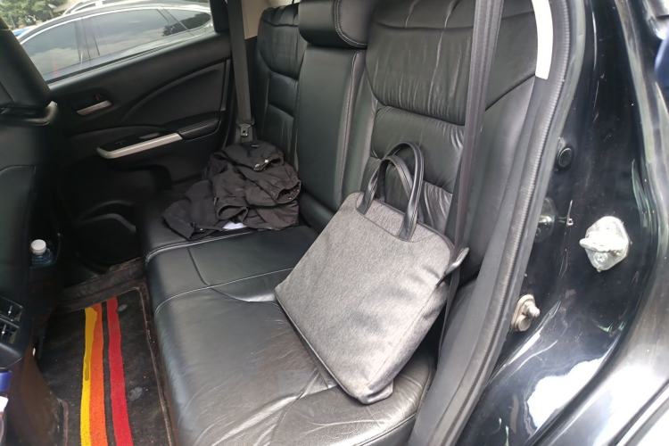 Used Honda CR-V 2013 2.4L two-wheel drive luxury version Left Rear Seat