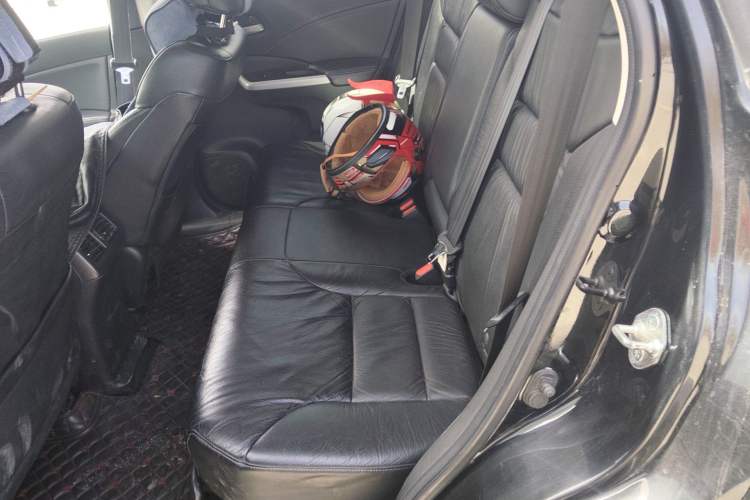 Used Honda CR-V 2013 2.4L four-wheel drive luxury version Left Rear Seat
