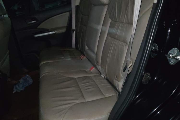 Used Honda CR-V 2013 2.4L four-wheel drive luxury version Left Rear Seat