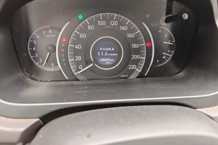 Used Honda CR-V 2013 2.4L four-wheel drive luxury version Odometer Close Up