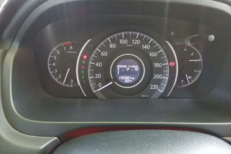 Used Honda CR-V 2013 2.4L four-wheel drive luxury version Odometer Close Up