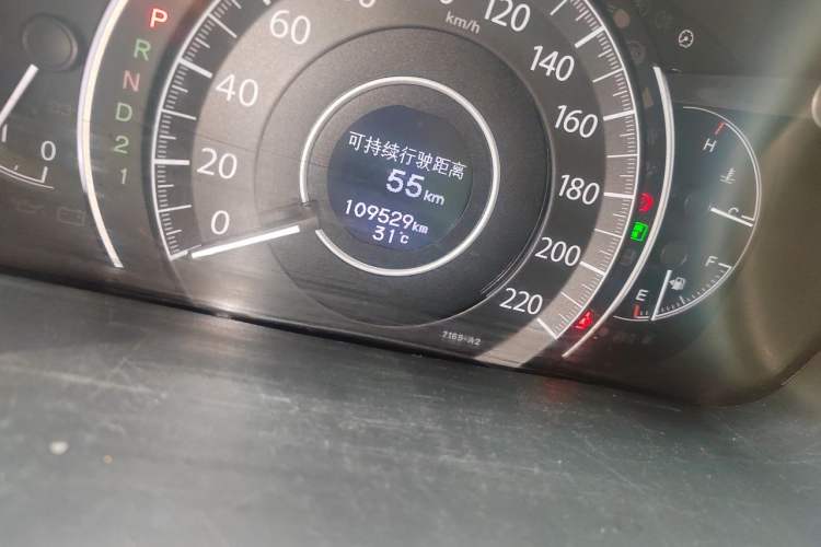 Used Honda CR-V 2013 2.4L four-wheel drive luxury version Odometer Close Up
