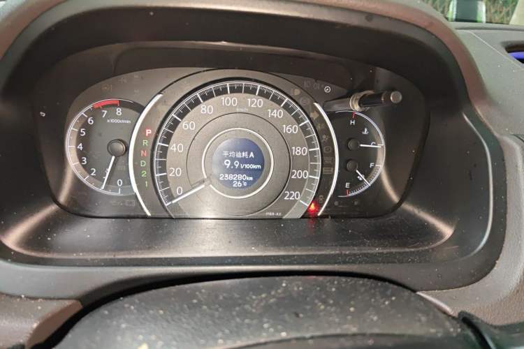 Used Honda CR-V 2013 2.0L 2WD Classic Edition Odometer Close Up