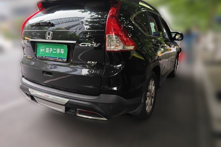 Used Honda CR-V 2013 2.0L 2WD Classic Edition Rear Right 45 Deg