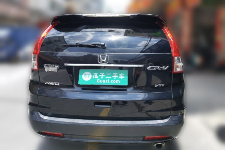 Used Honda CR-V 2013 2.4L four-wheel drive luxury version Rear